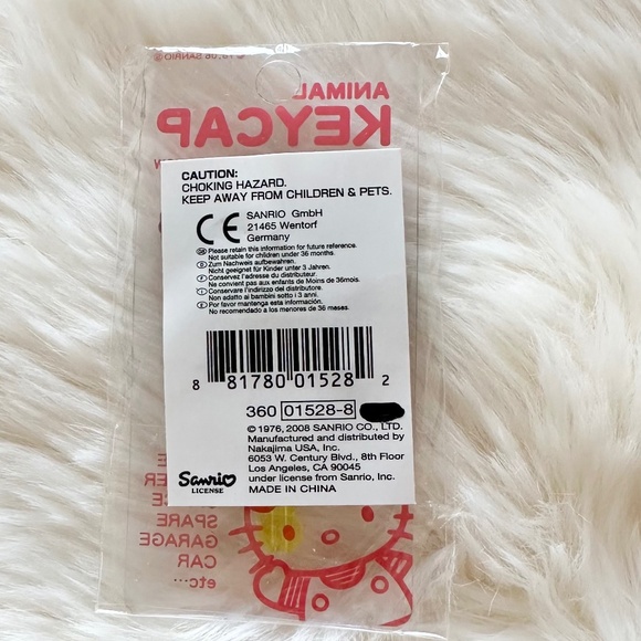 Hello Kitty Bundle - HK Girls Pink Hat, Mini Coin Pouch and Keycap. - Picture 15 of 15
